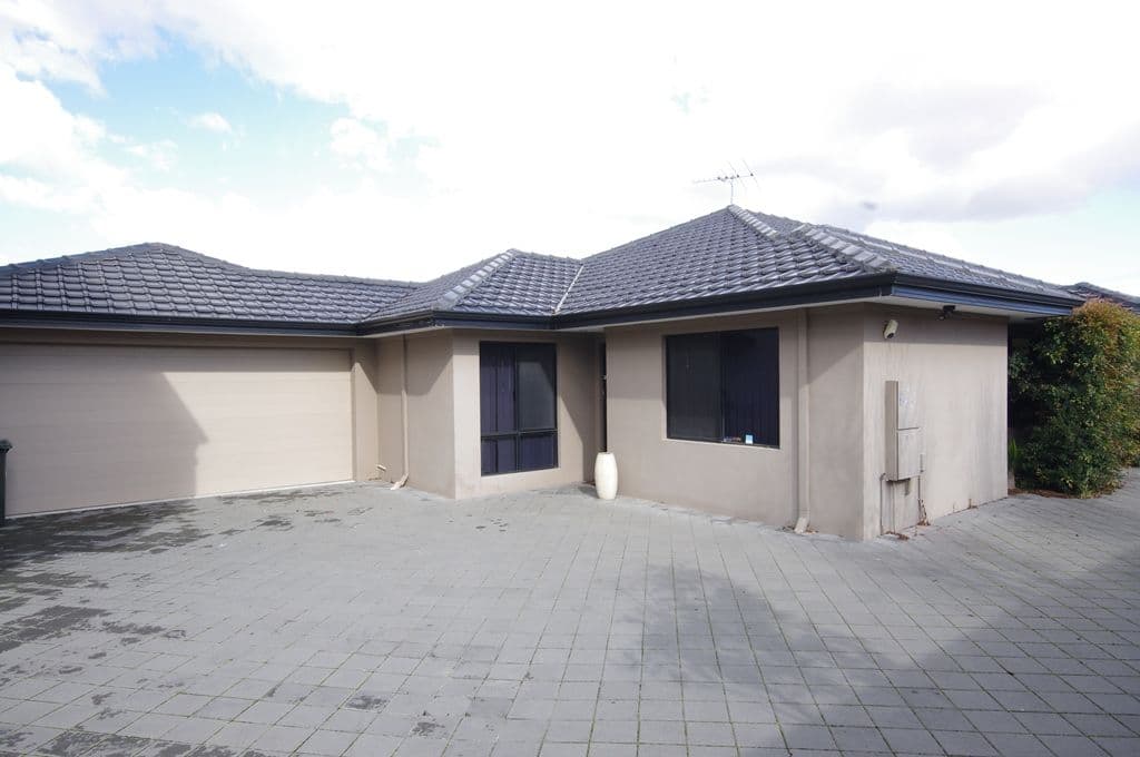 7b Oakney Avenue, NOLLAMARA WA 6061, Nollamara - Thumbnail 4