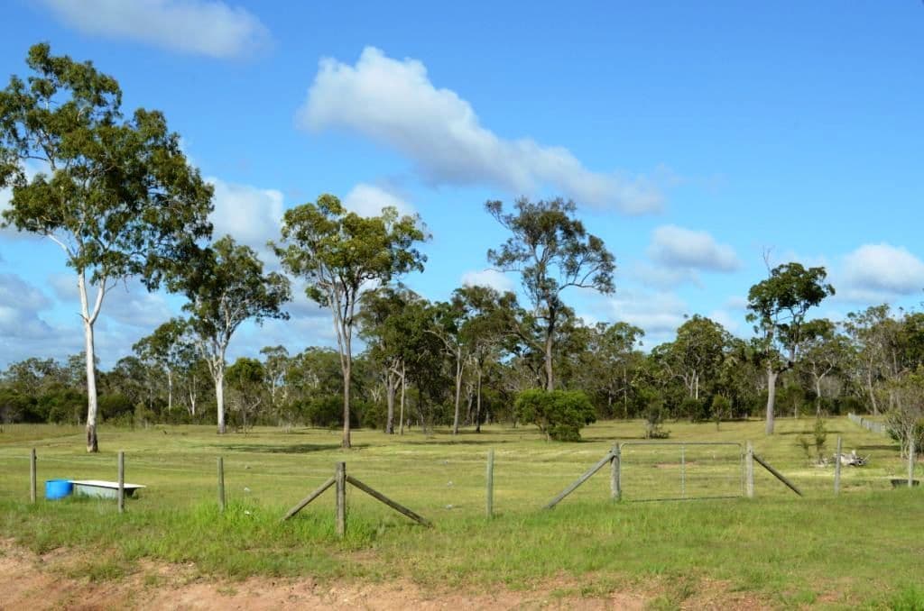 33 Oakes Drive, BURRUM HEADS QLD 4659, Burrum Heads - Thumbnail 2
