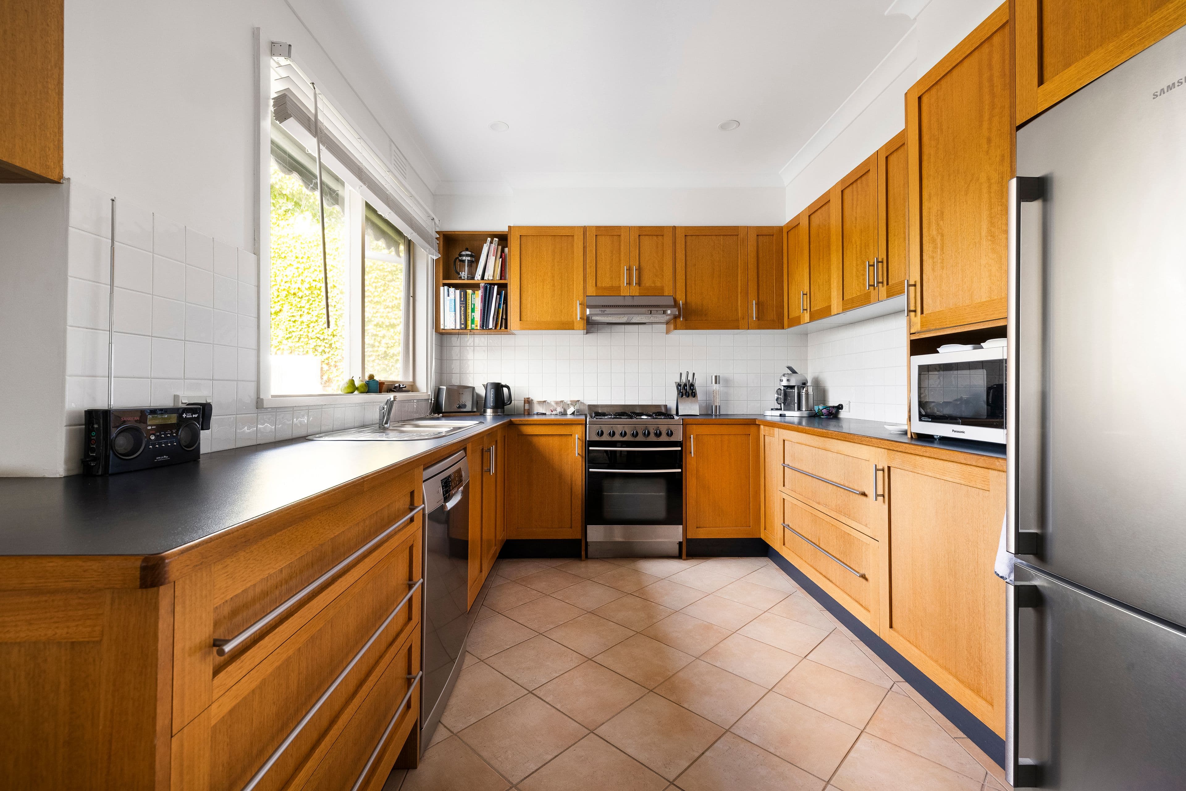 31 Blair Avenue, Frankston South VIC 3199, Frankston South - Thumbnail 3