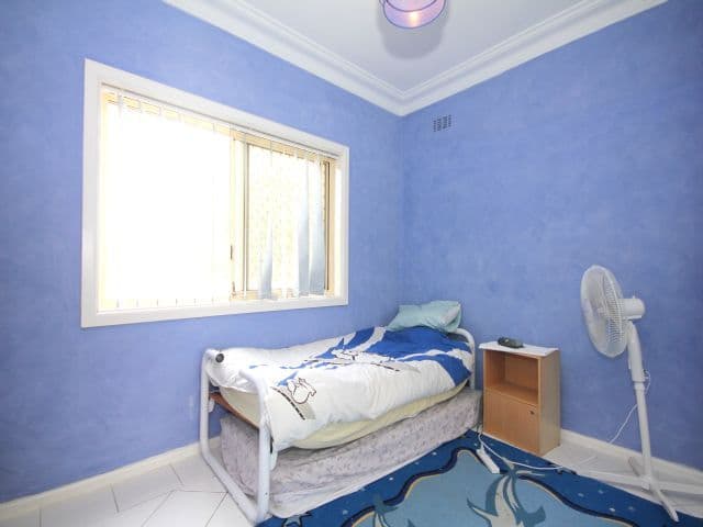 8 Usher Crescent, SEFTON NSW 2162, Sefton - Thumbnail 8