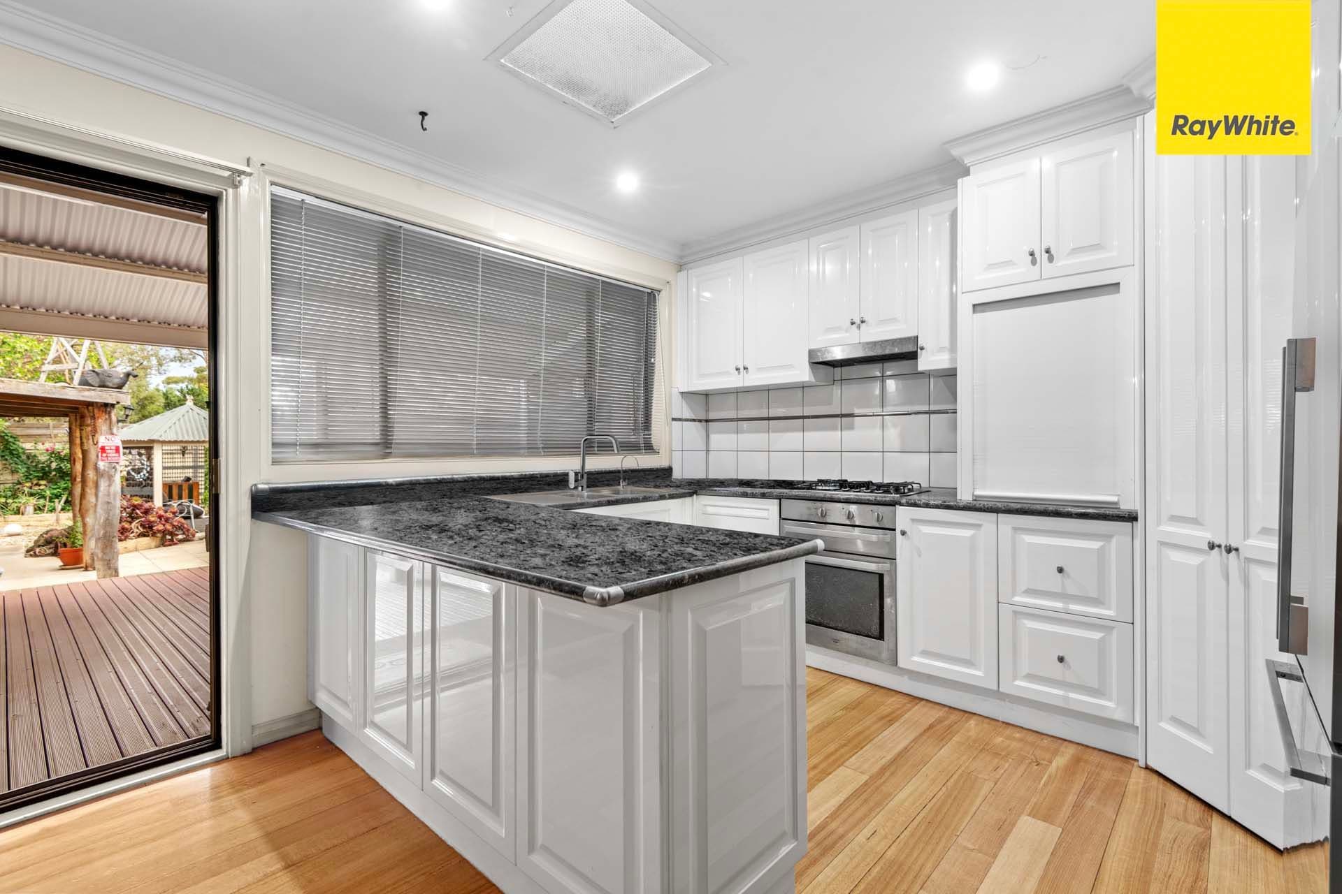 7 Chesney Road, Melton VIC 3337, Melton - Thumbnail 2