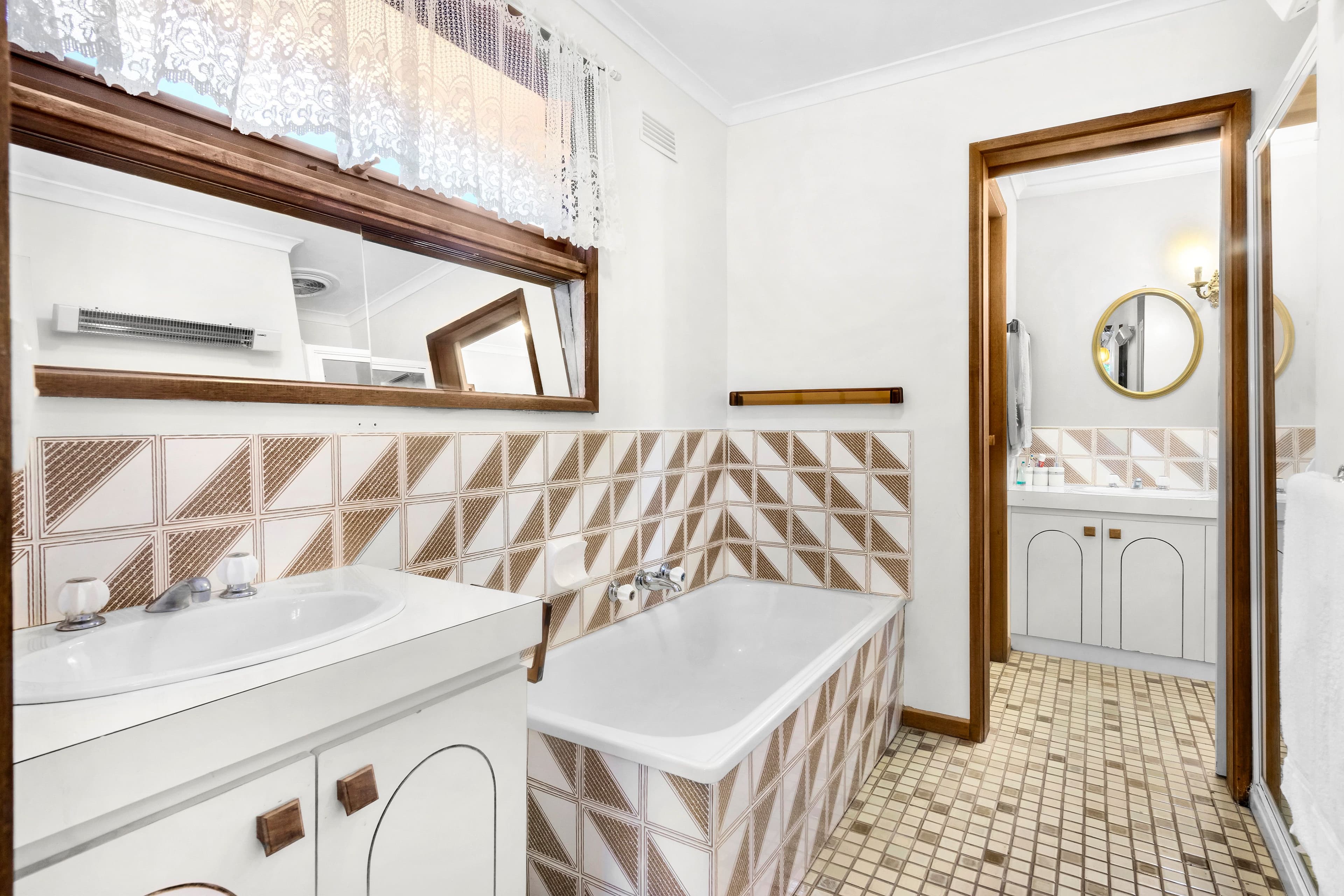 4 Elliminya Court, Clarinda VIC 3169, Clarinda - Thumbnail 6