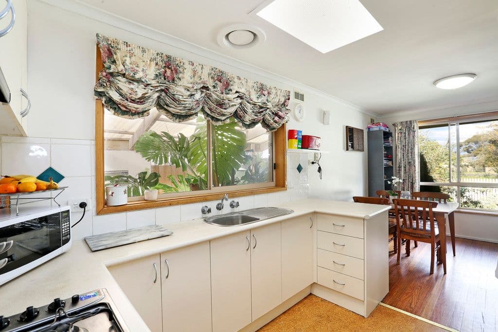 11 Patullos Road, Lara VIC 3212, Lara - Thumbnail 2