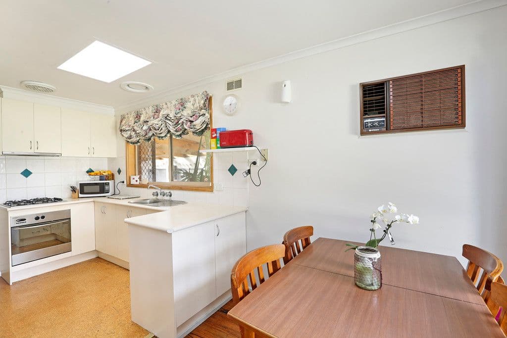 11 Patullos Road, Lara VIC 3212, Lara - Thumbnail 3