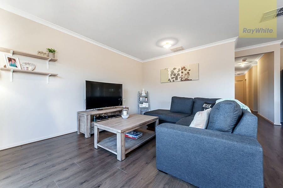 289 Brookfield Boulevard, Craigieburn VIC 3064, Craigieburn - Thumbnail 3