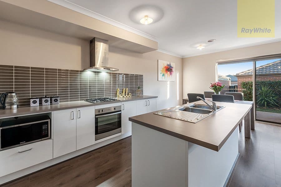 289 Brookfield Boulevard, Craigieburn VIC 3064, Craigieburn - Thumbnail 4