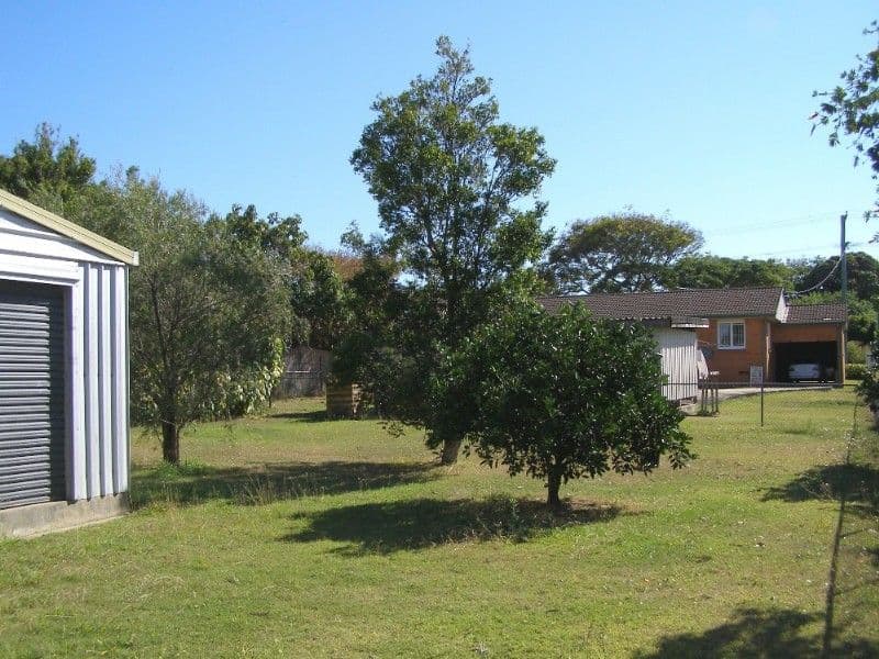26 Westbrook Street, WOODY POINT QLD 4019, Woody Point - Thumbnail 7