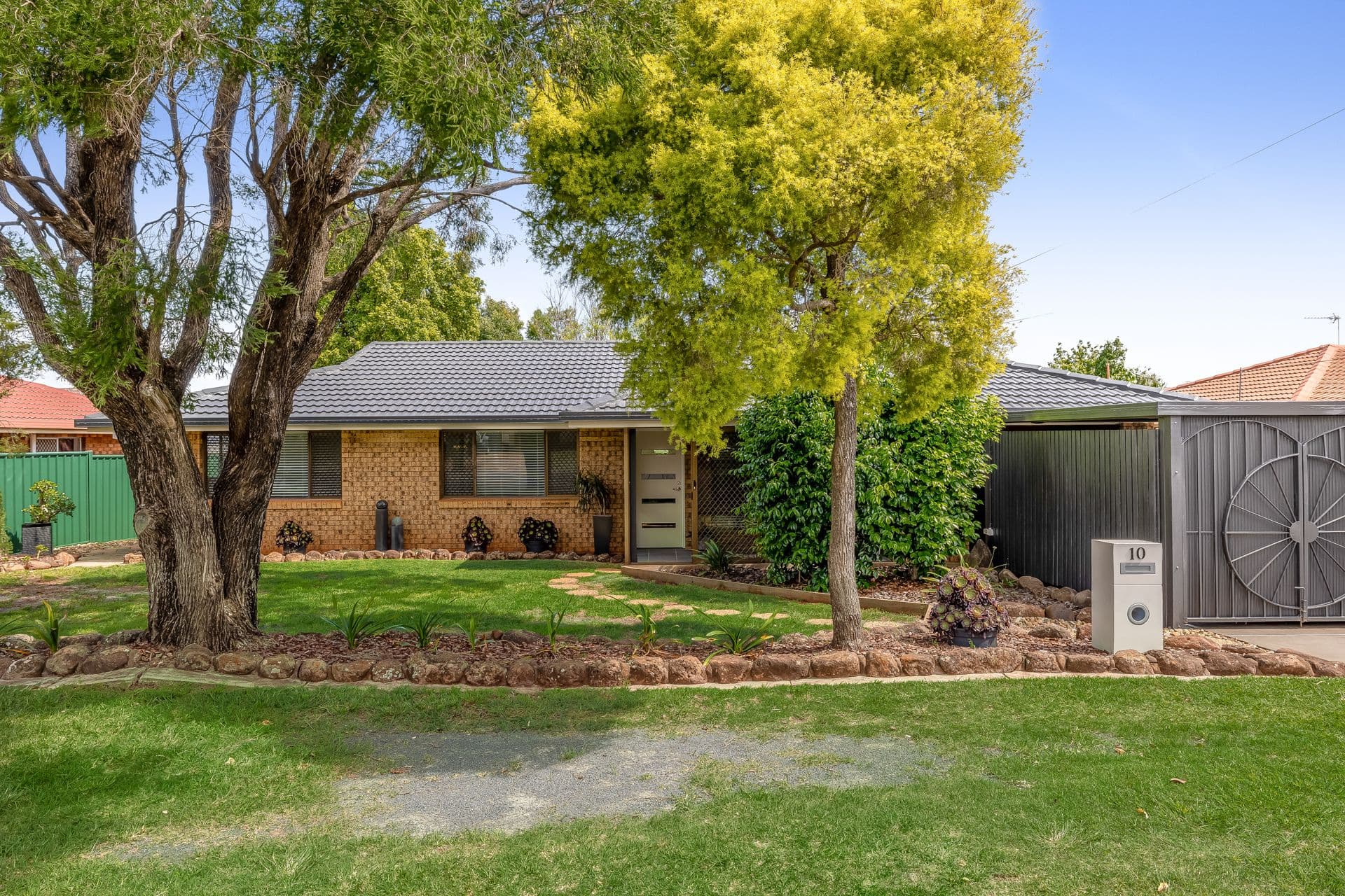 10 Chinchilla Court, Wilsonton Heights QLD 4350, Wilsonton Heights - Thumbnail 2