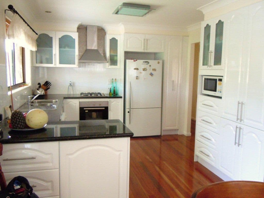 16 Flint Street, Eltham, Eltham - Thumbnail 3