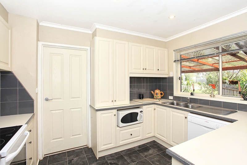 36 Paddock Street, WHITTLESEA VIC 3757, Whittlesea - Thumbnail 2