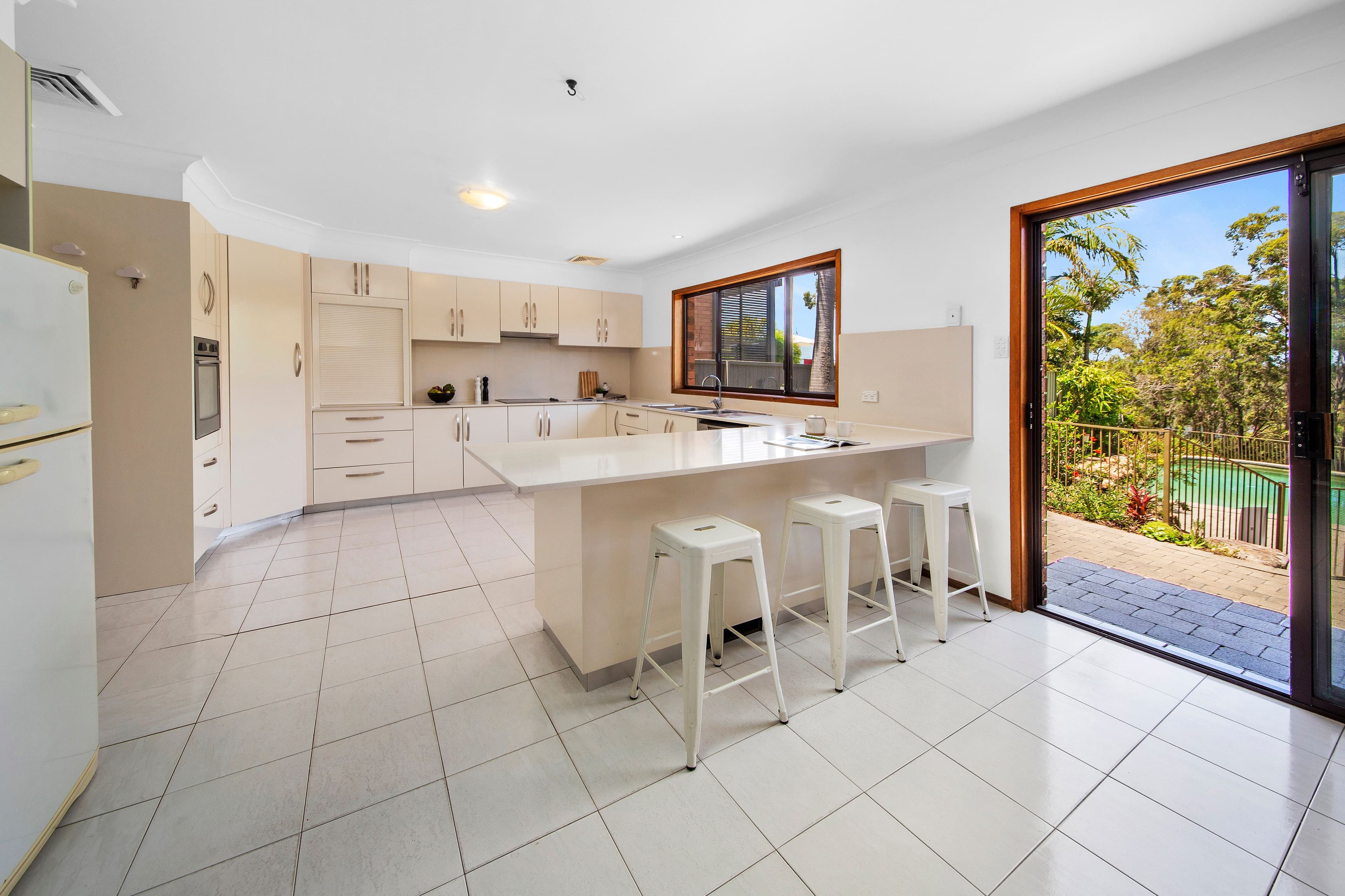 10 Karangi Place, Illawong NSW 2234, Illawong - Thumbnail 7