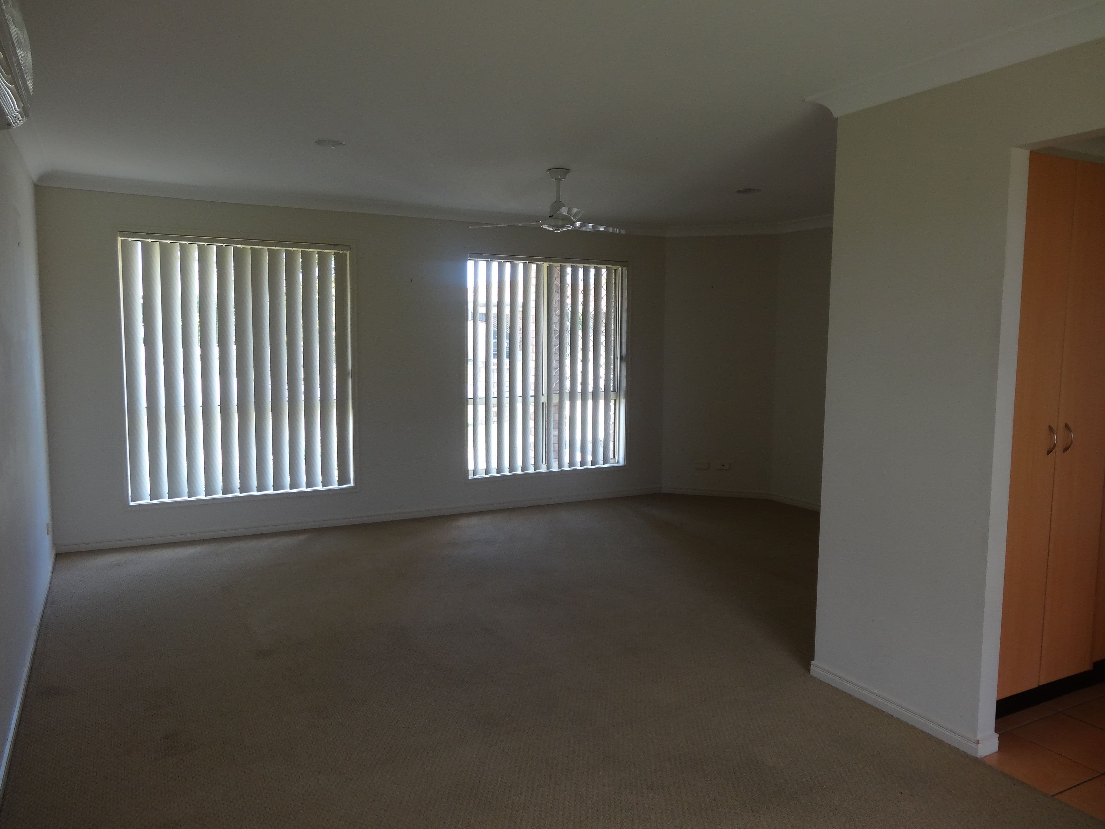 11 Gloria Court, Deception Bay QLD 4508, Deception Bay - Thumbnail 4