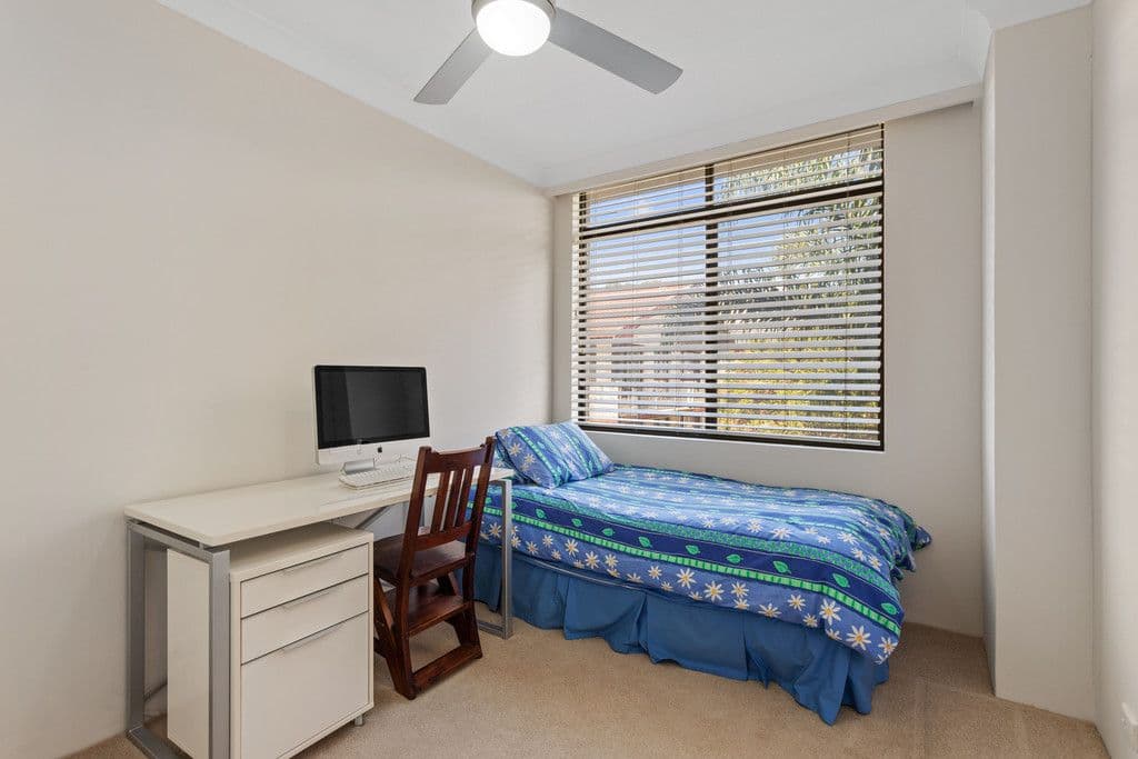 65 Bauer Street, Southport QLD 4215, Southport - Thumbnail 6