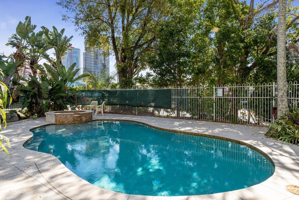 65 Bauer Street, Southport QLD 4215, Southport - Thumbnail 8