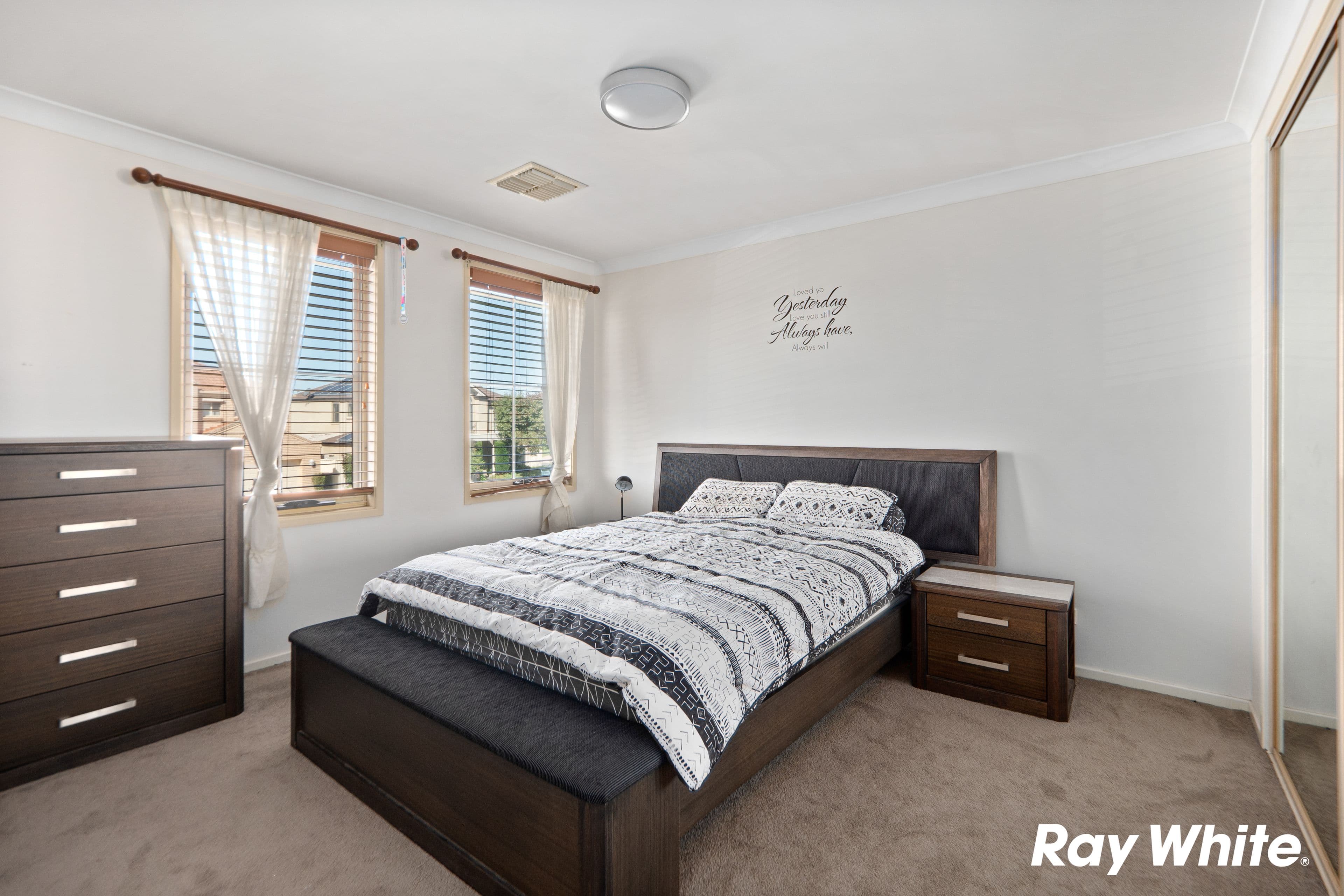 35 Cresser Street, Altona North - Thumbnail 8