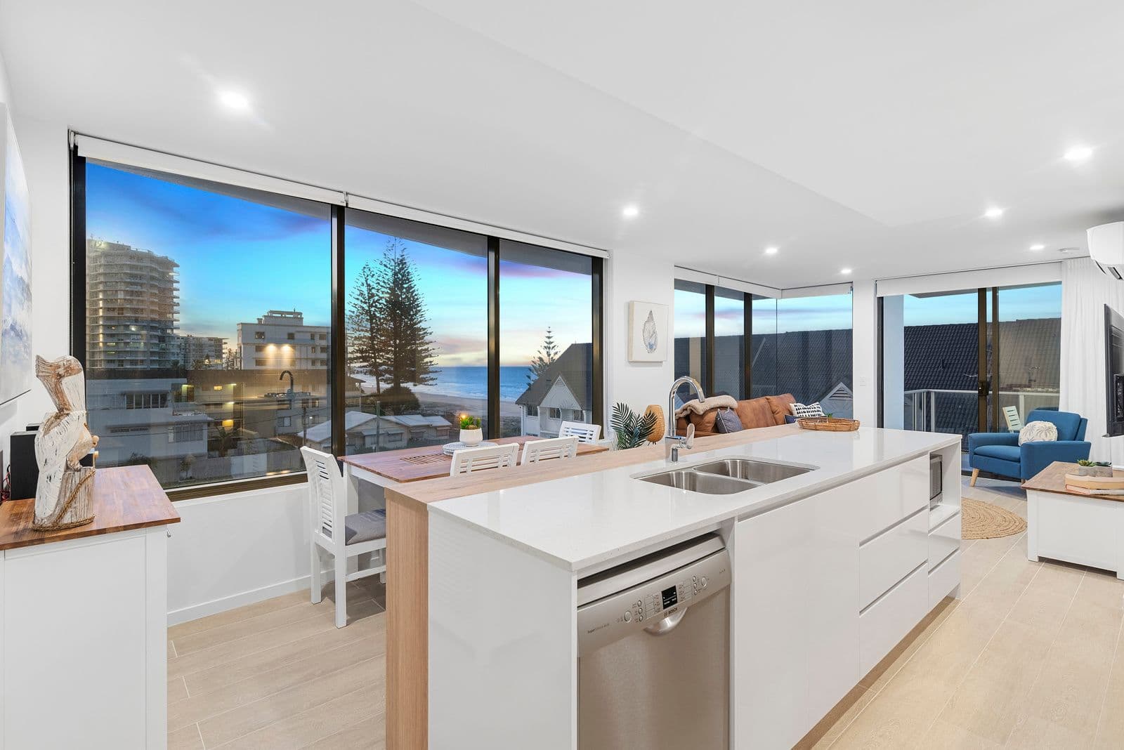 1263 Gold Coast Highway, Palm Beach QLD 4221, Palm Beach - Thumbnail 8