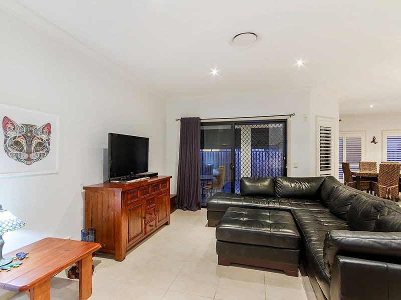 19 Oceanis Drive, Oxenford QLD 4210, Oxenford - Thumbnail 5