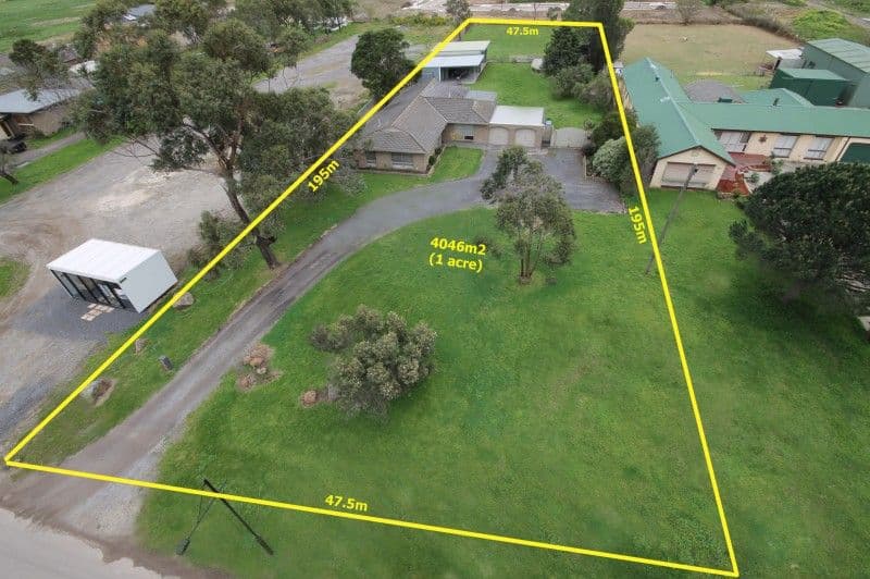 70 Stanley Road, KEYSBOROUGH VIC 3173, Keysborough - Image 1