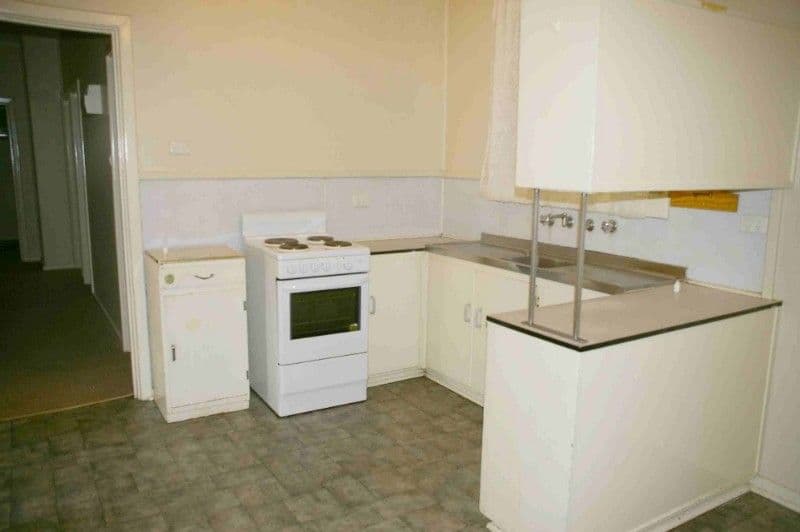 24 Acacia Crescent, RENMARK SA 5341, Renmark - Thumbnail 2
