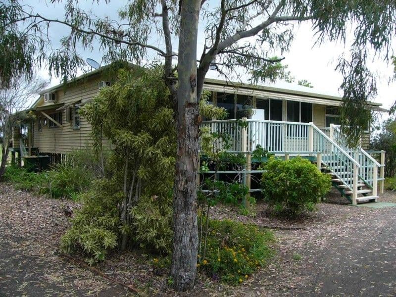 19 Murdochs Road, MOORE PARK BEACH QLD 4670, Moore Park Beach - Thumbnail 2