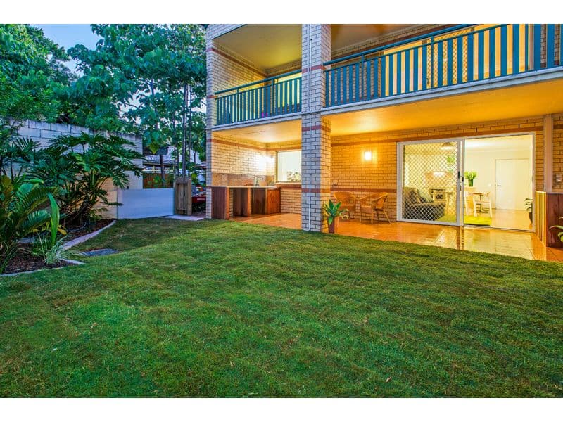 6 Pear Street, GREENSLOPES QLD 4120, Greenslopes - Image 1