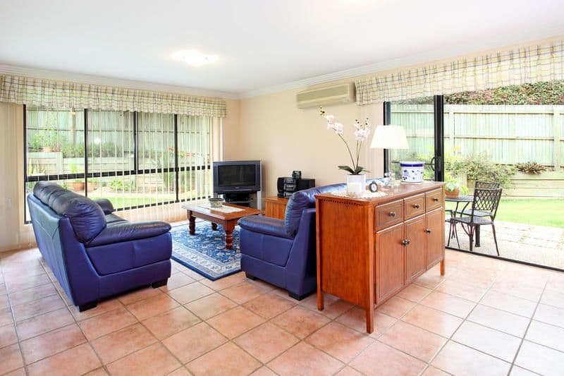 8 Butterfield Place, CHERMSIDE WEST QLD 4032, Chermside West - Thumbnail 3
