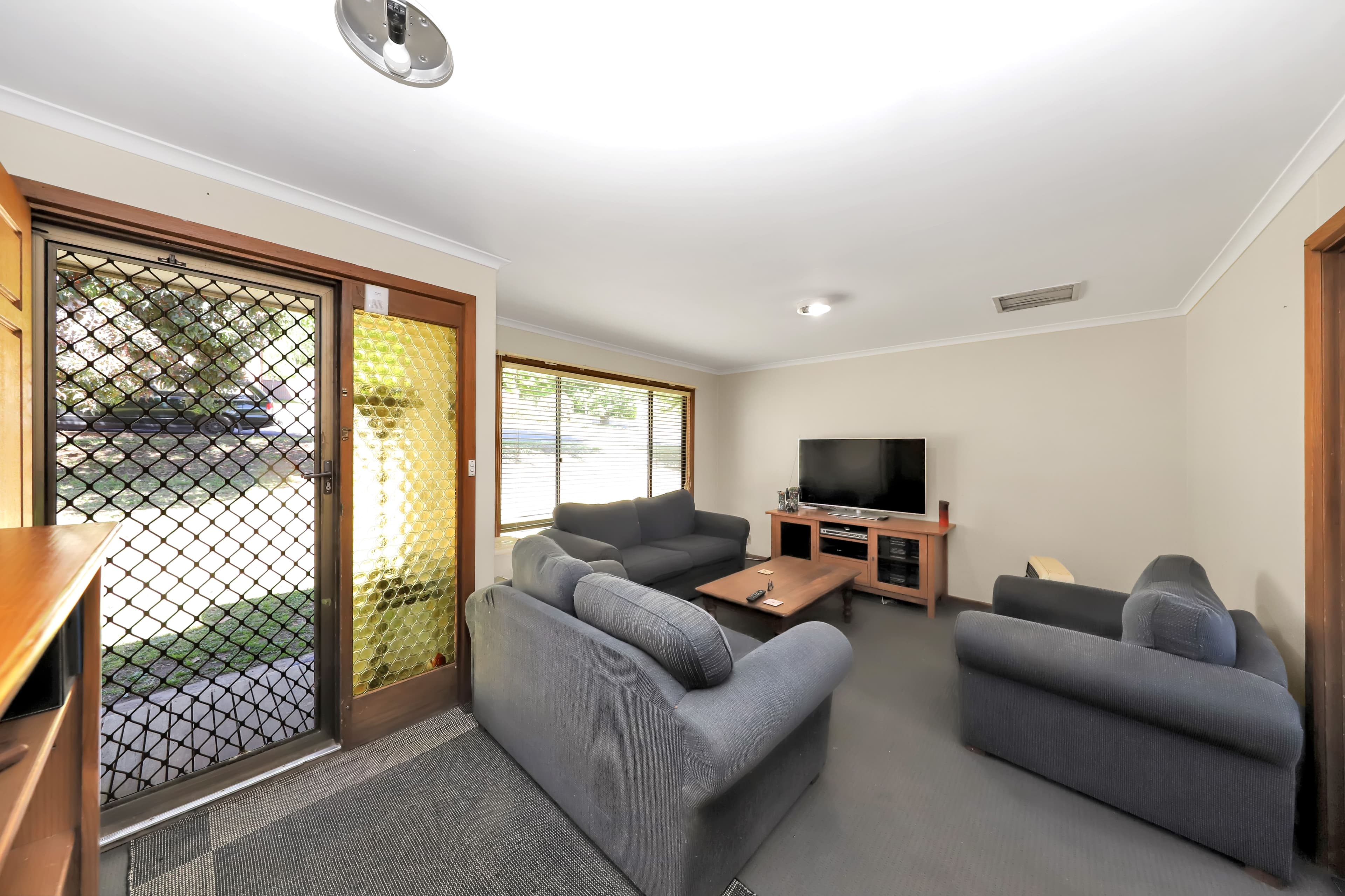 1 Birch Street, Batlow NSW 2730, Batlow - Thumbnail 2