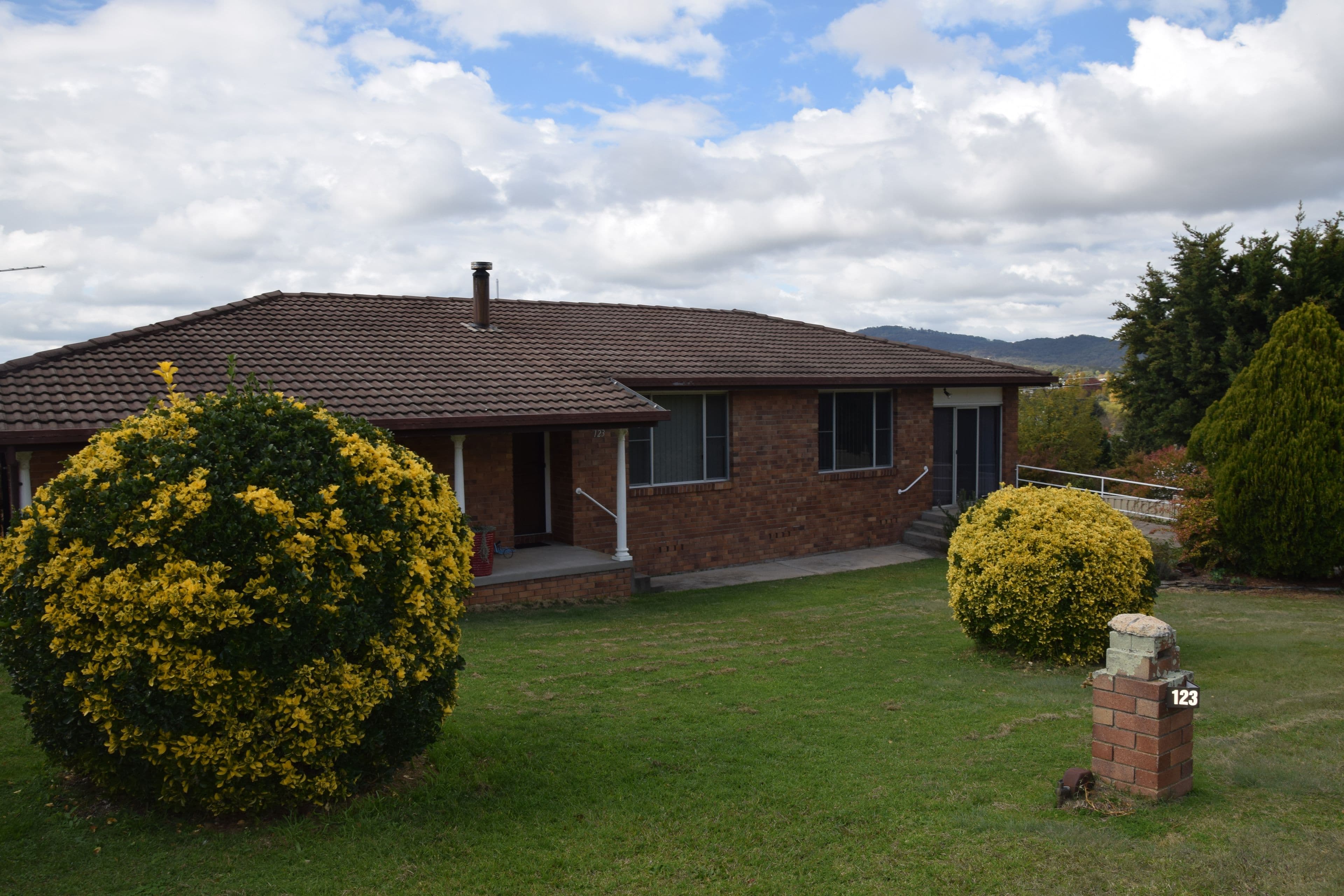 123 Pelham Street, Tenterfield - Image 1