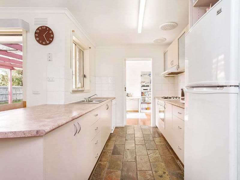 17 Twofold Close, DINGLEY VILLAGE VIC 3172, Dingley Village - Thumbnail 4