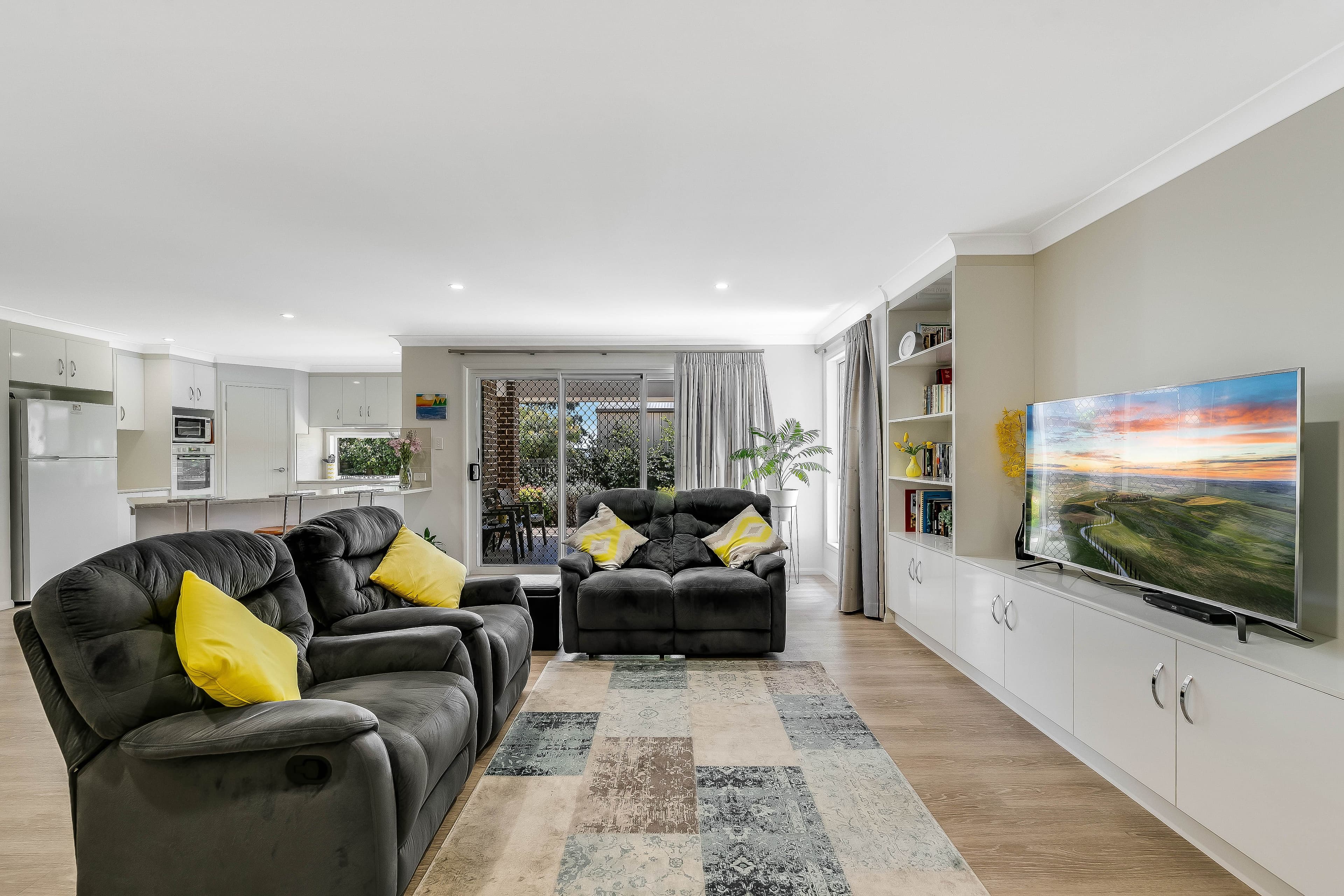 2 Nielsen Court, Middle Ridge QLD 4350, Middle Ridge - Thumbnail 5