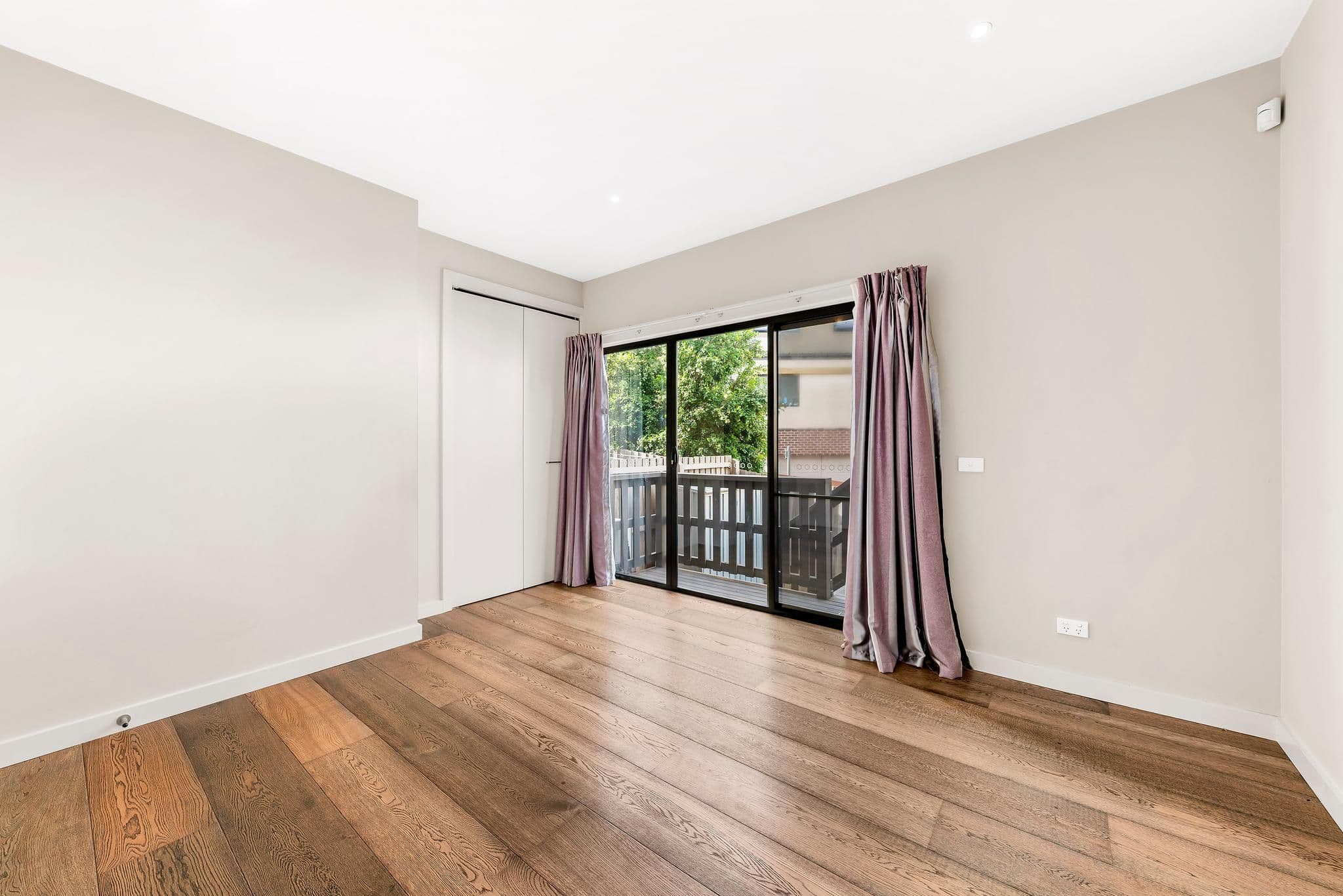 20-22 Hughes Street, Burwood VIC 3125, Burwood - Thumbnail 3