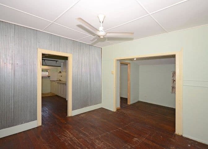 4 Coral Street, URANGAN QLD 4655, Urangan - Thumbnail 4