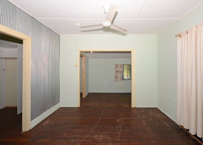 4 Coral Street, URANGAN QLD 4655, Urangan - Thumbnail 5