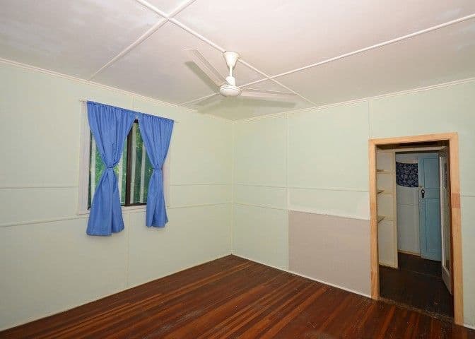 4 Coral Street, URANGAN QLD 4655, Urangan - Thumbnail 8