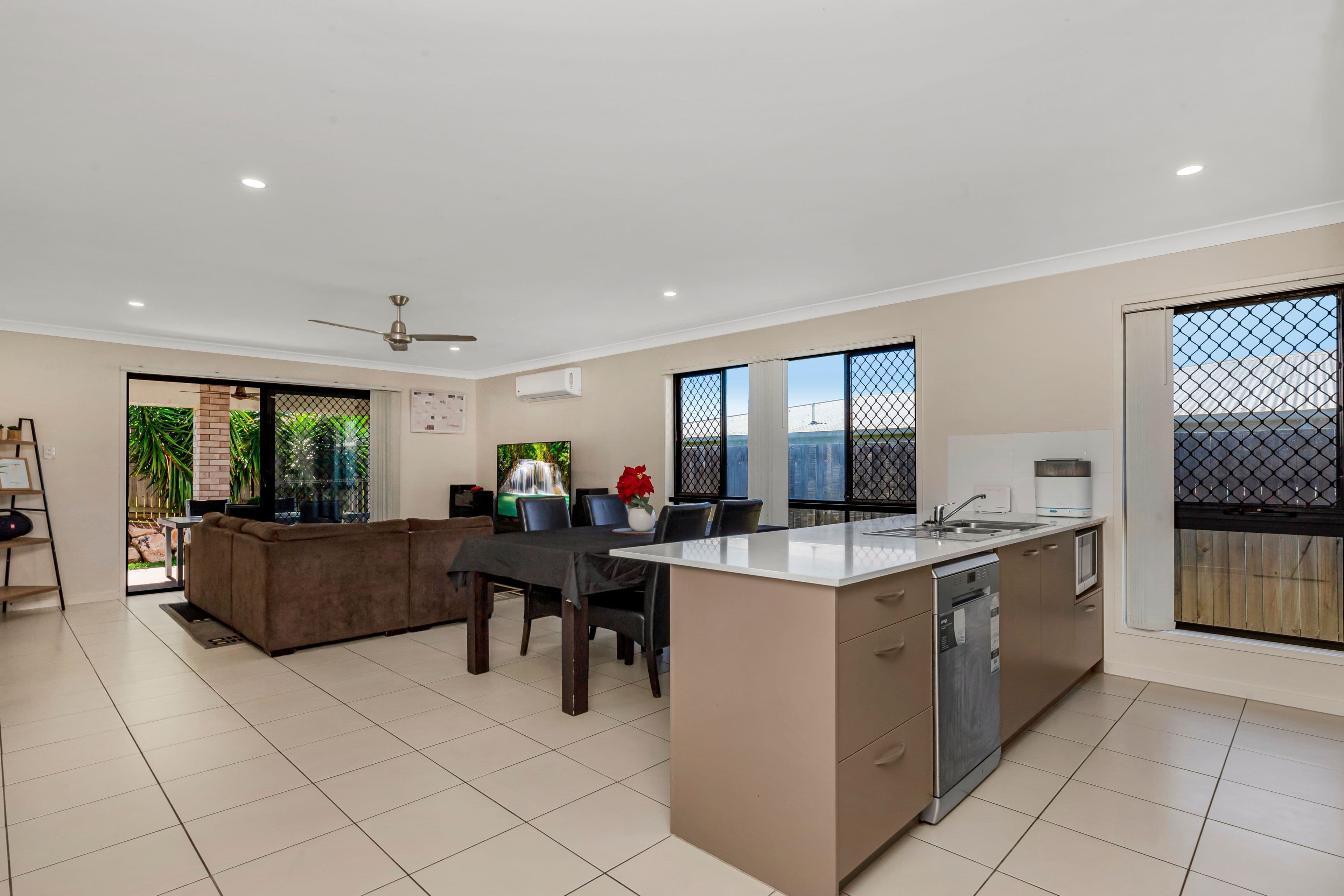 8 Empire Place, Berrinba QLD 4117, Berrinba - Thumbnail 8