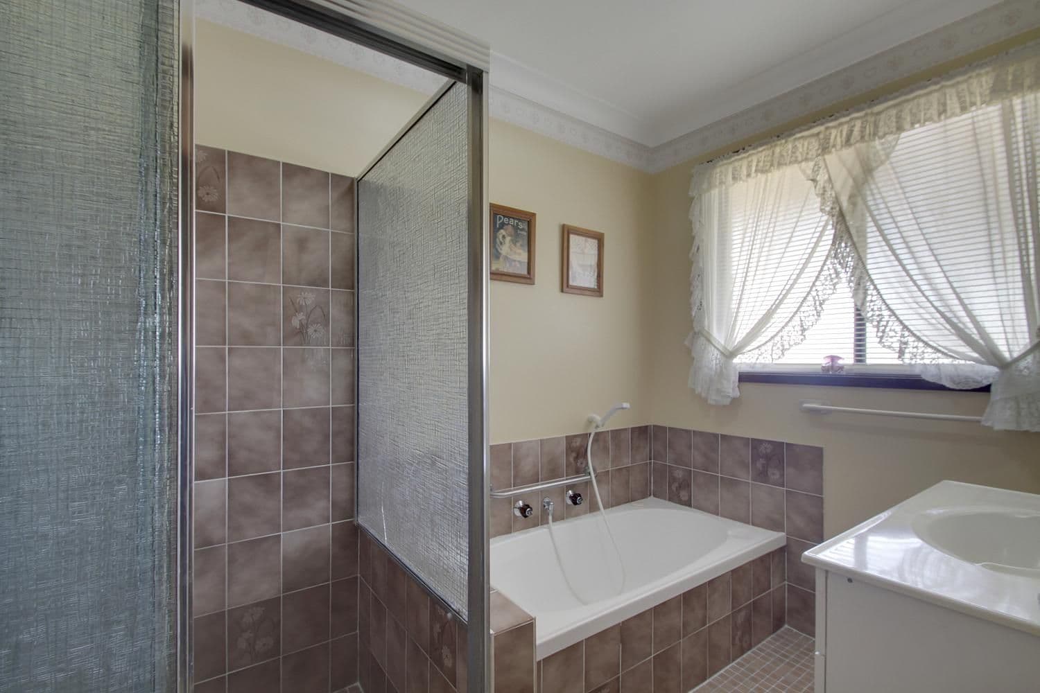 61 Taralga Road, GOULBURN NSW 2580, Goulburn - Thumbnail 4