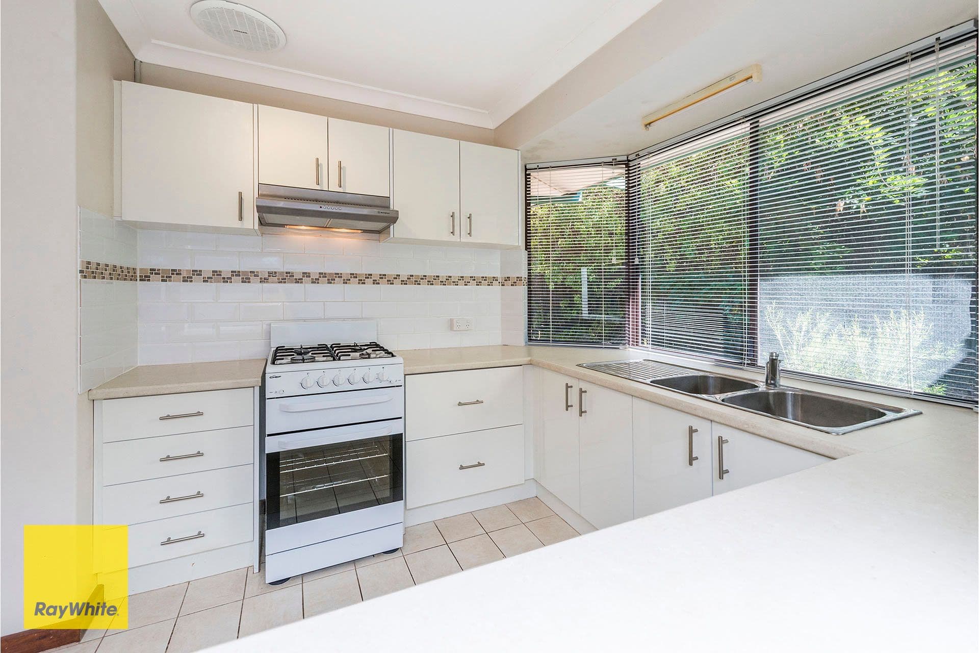  54 Williams Street, Kalamunda WA 6076, Kalamunda - Thumbnail 6