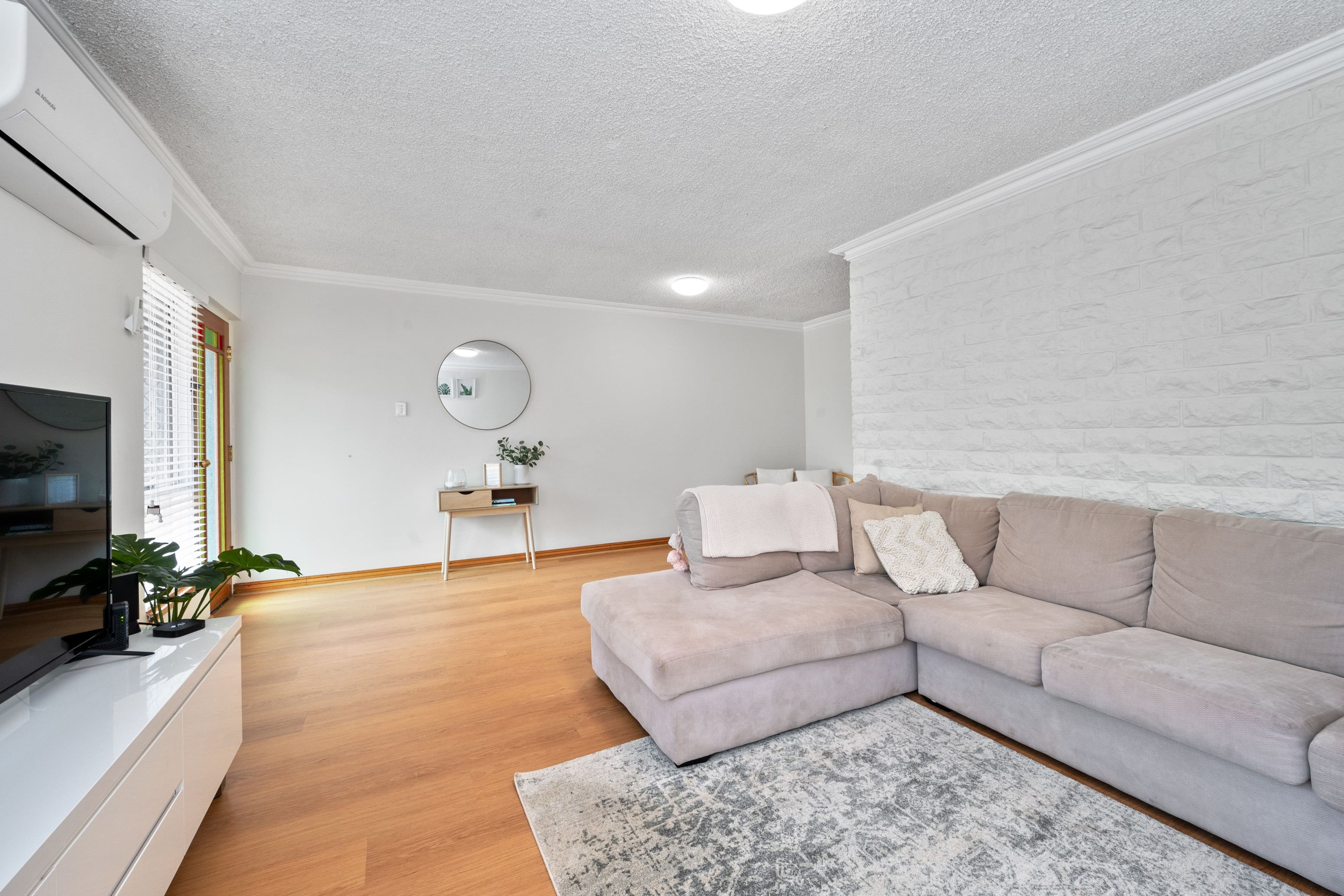 3a Myrtle Avenue, Sorrento WA 6020, Sorrento - Thumbnail 2