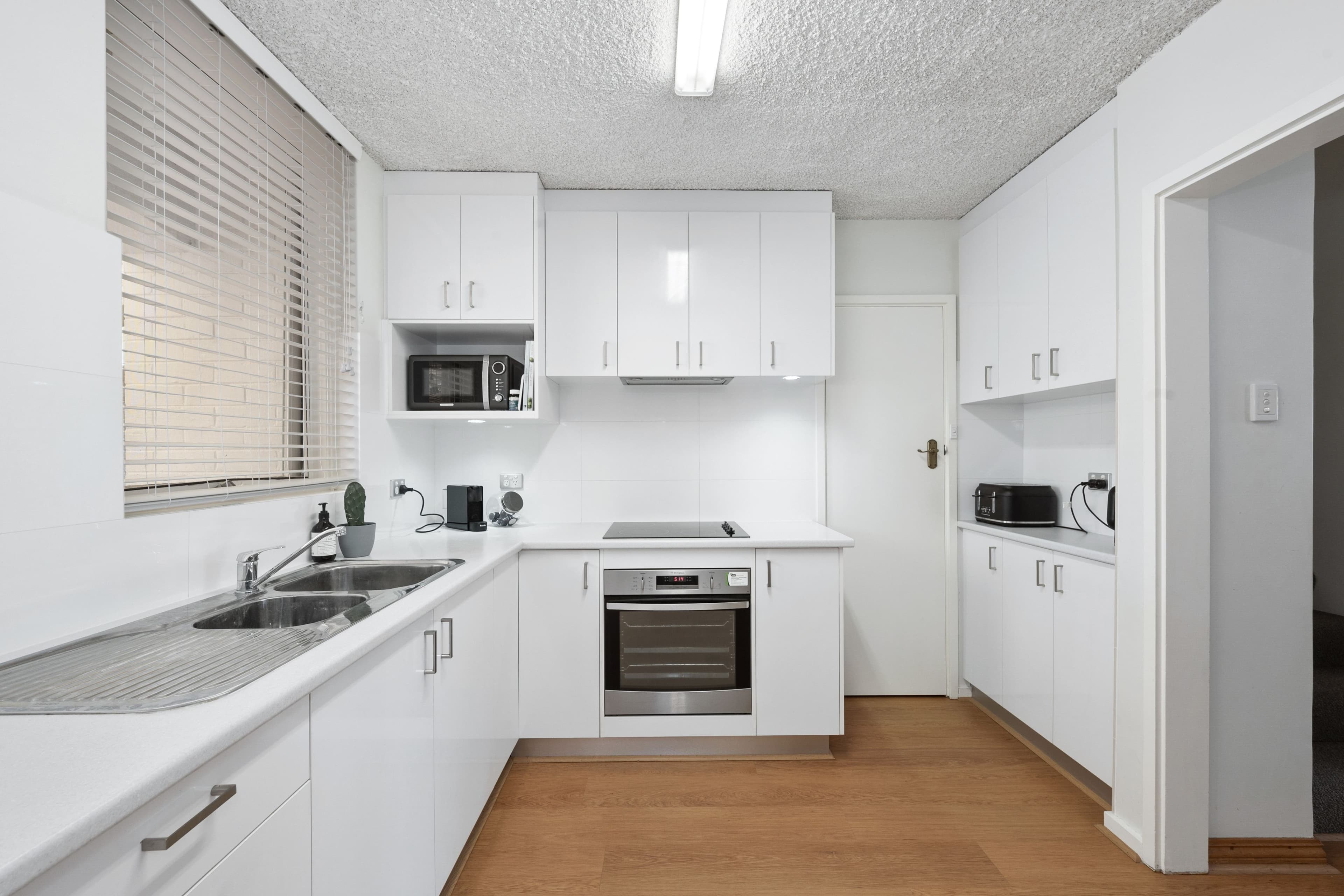 3a Myrtle Avenue, Sorrento WA 6020, Sorrento - Thumbnail 5