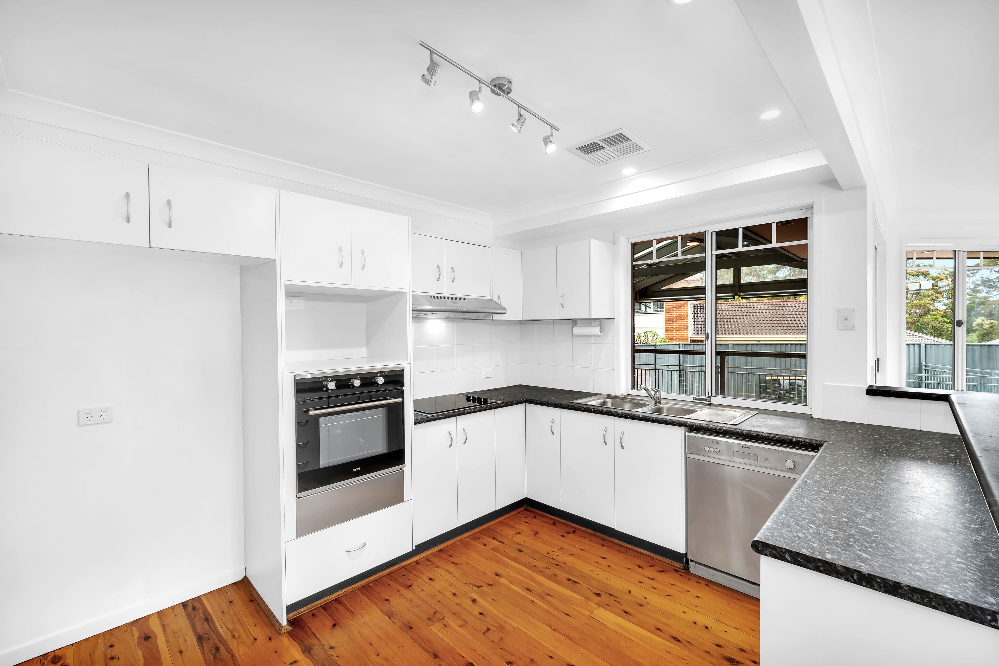 14 Vardy Court, Helensburgh NSW 2508, Helensburgh - Thumbnail 4