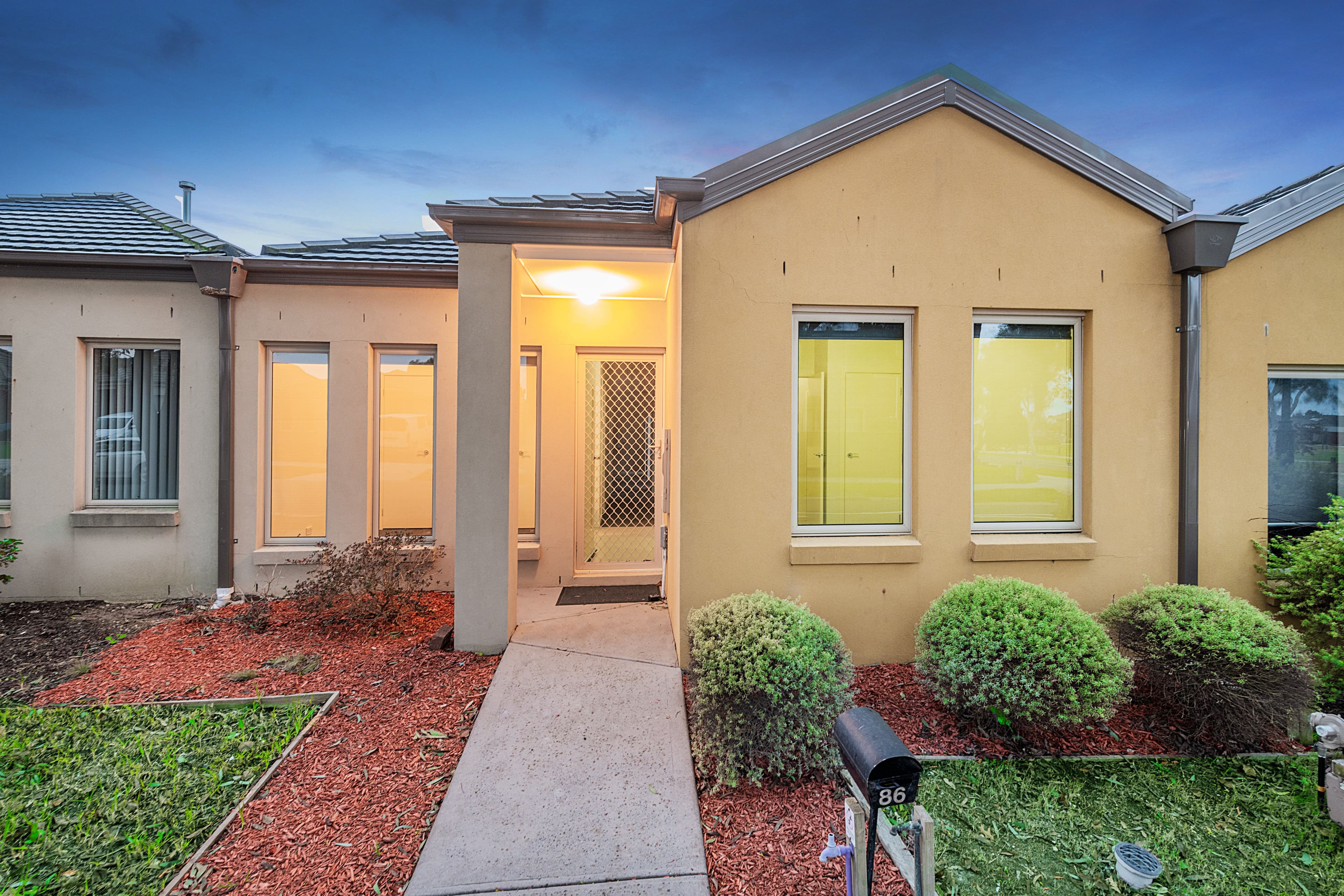 86 Sabel Drive, Cranbourne North VIC 3977, Cranbourne North - Image 1