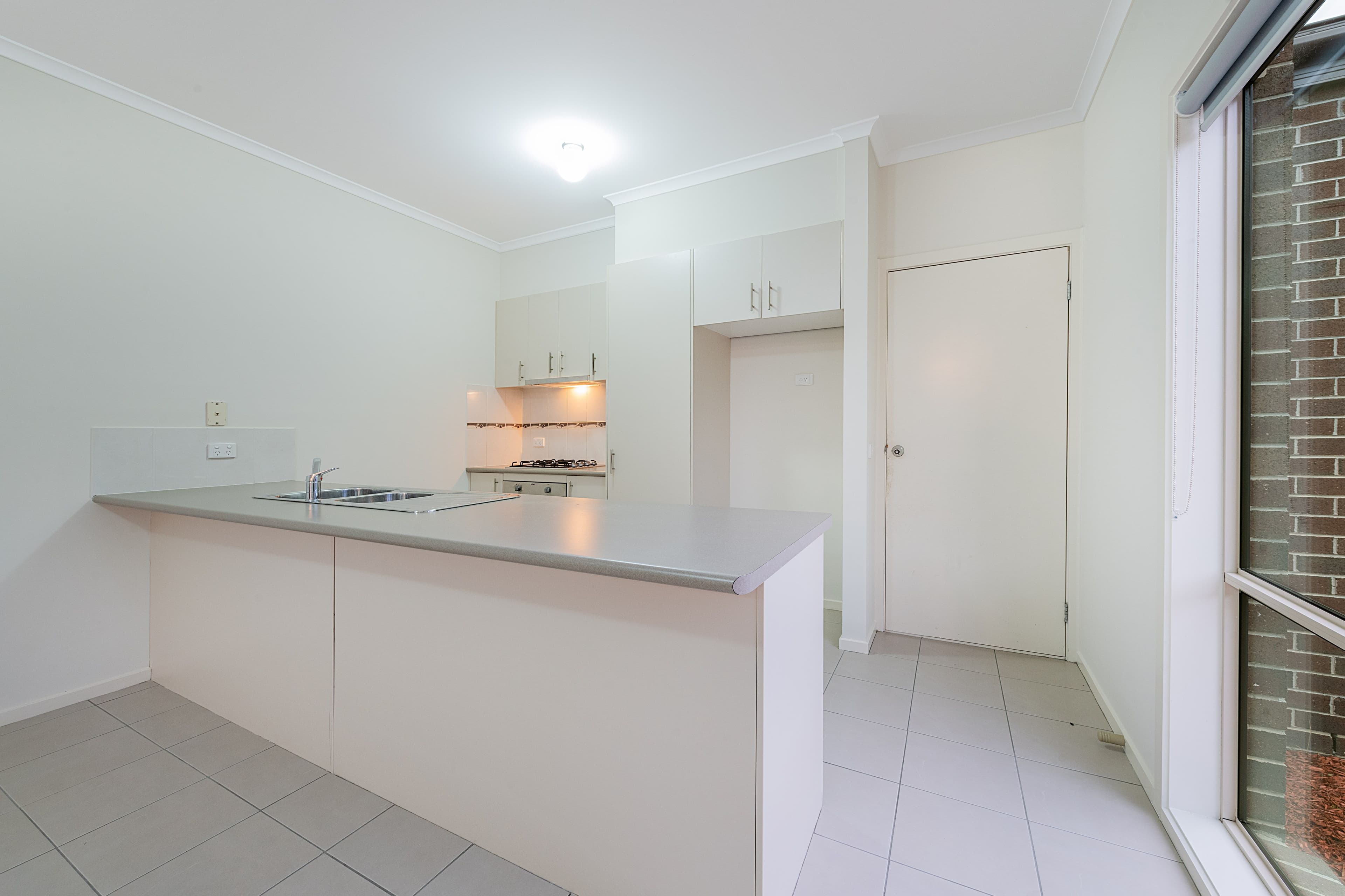 86 Sabel Drive, Cranbourne North VIC 3977, Cranbourne North - Thumbnail 3