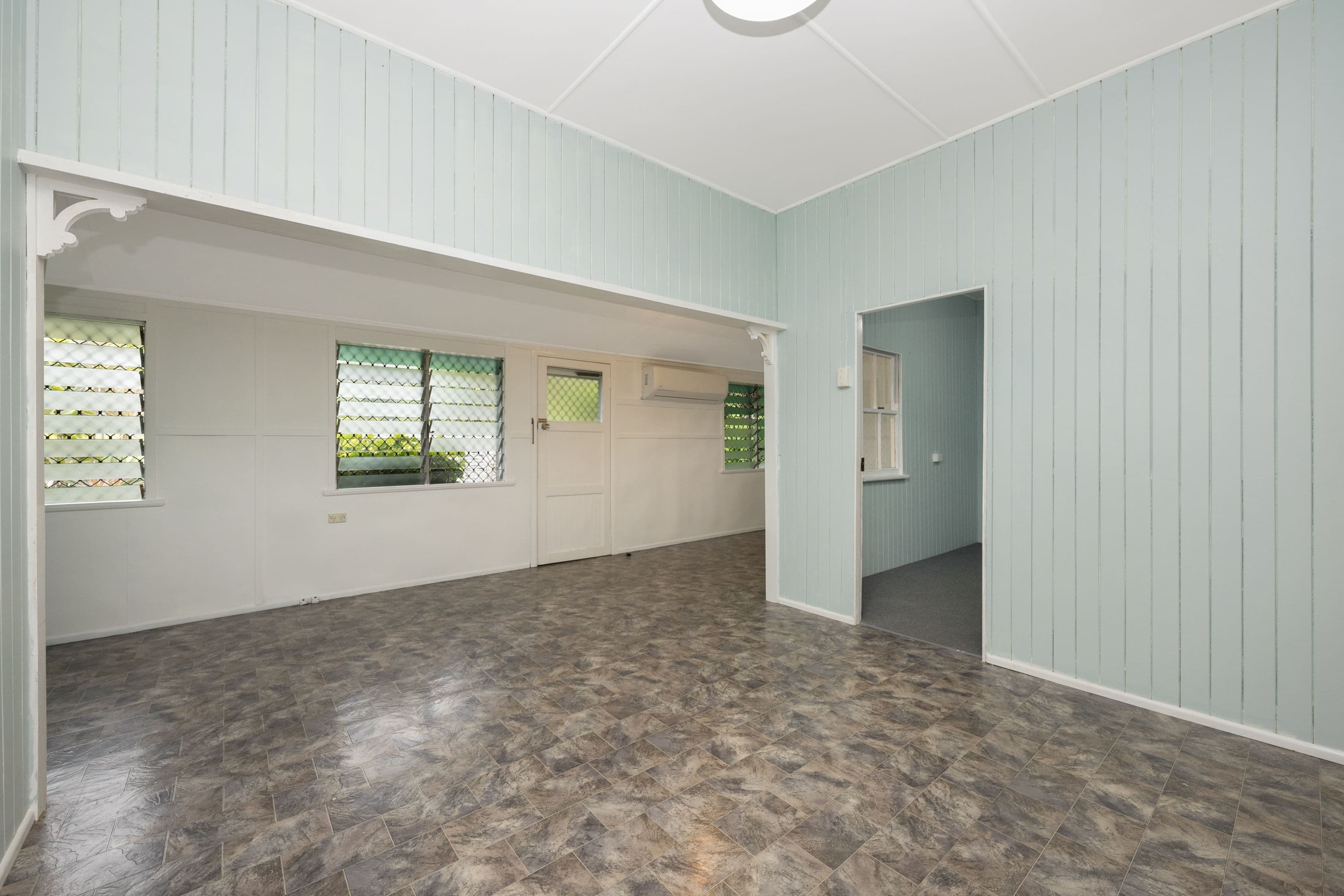 1 Tealby Street, Rollingstone QLD 4816, Rollingstone - Thumbnail 2