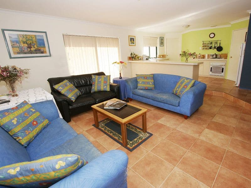 3 Tintagel Place, BALLAJURA WA 6066, Ballajura - Thumbnail 8