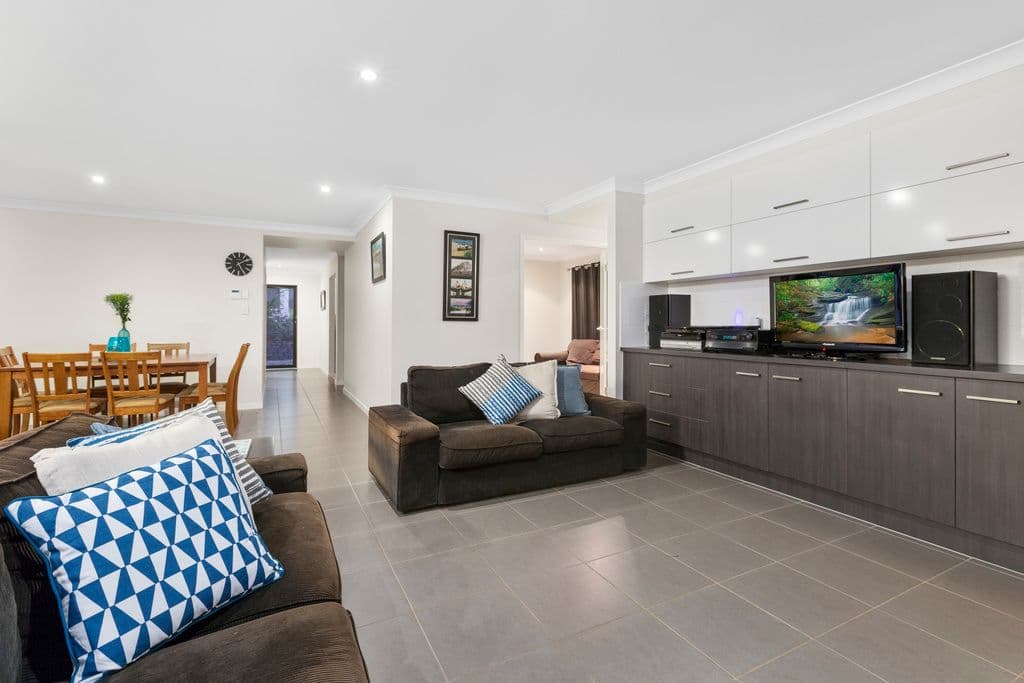 73 Taylor Place, Mackenzie QLD 4156, Mackenzie - Thumbnail 4
