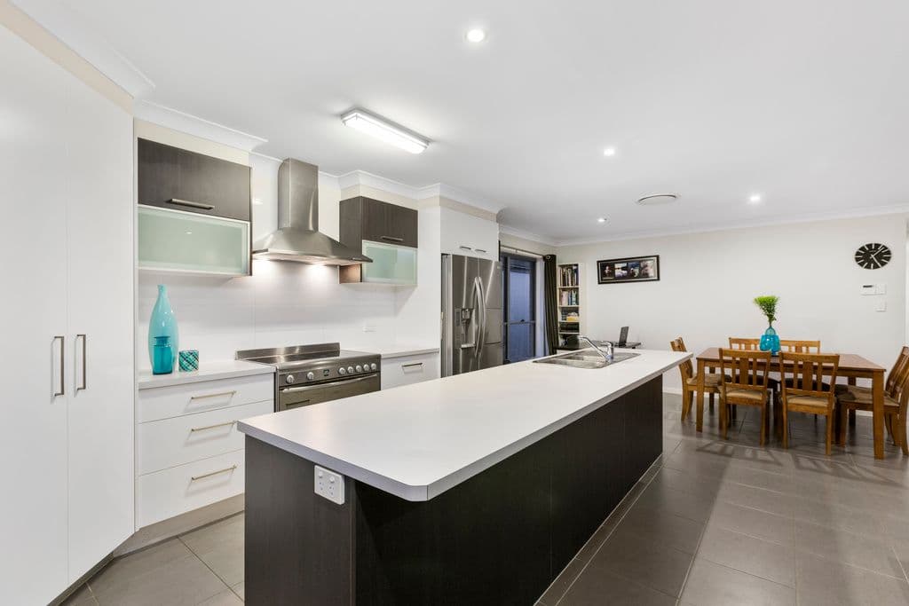 73 Taylor Place, Mackenzie QLD 4156, Mackenzie - Thumbnail 5