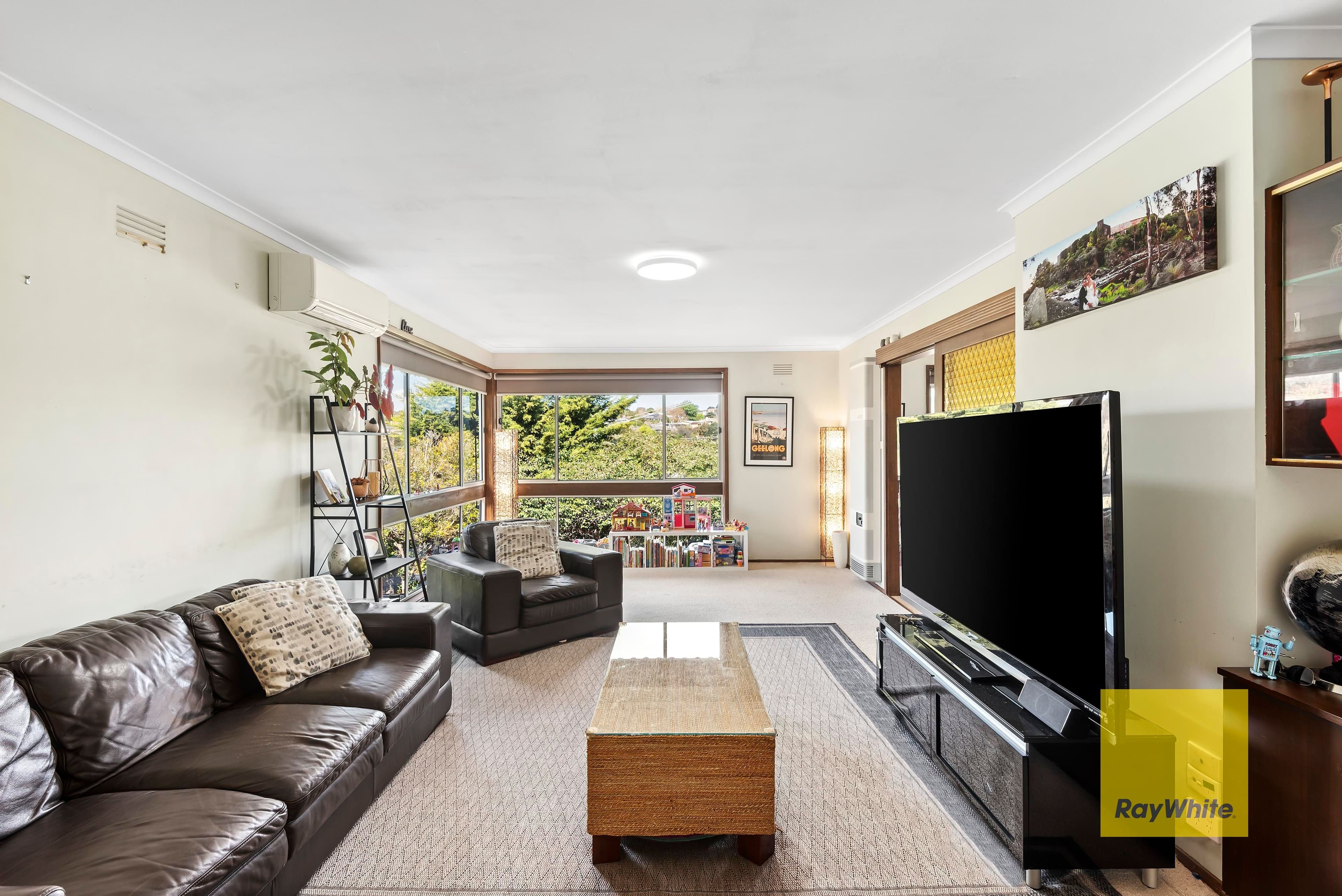 14 Ferndale Parade, Highton VIC 3216, Highton - Thumbnail 2