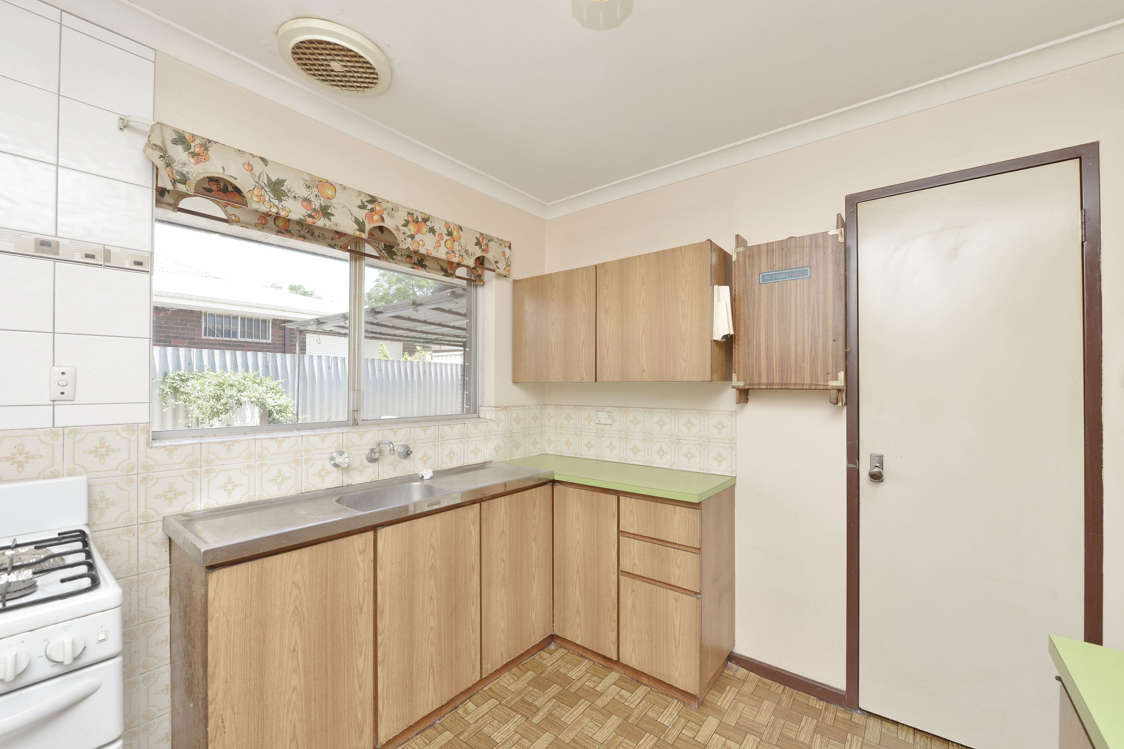 1 Bass Close, East Cannington WA 6107, East Cannington - Thumbnail 6