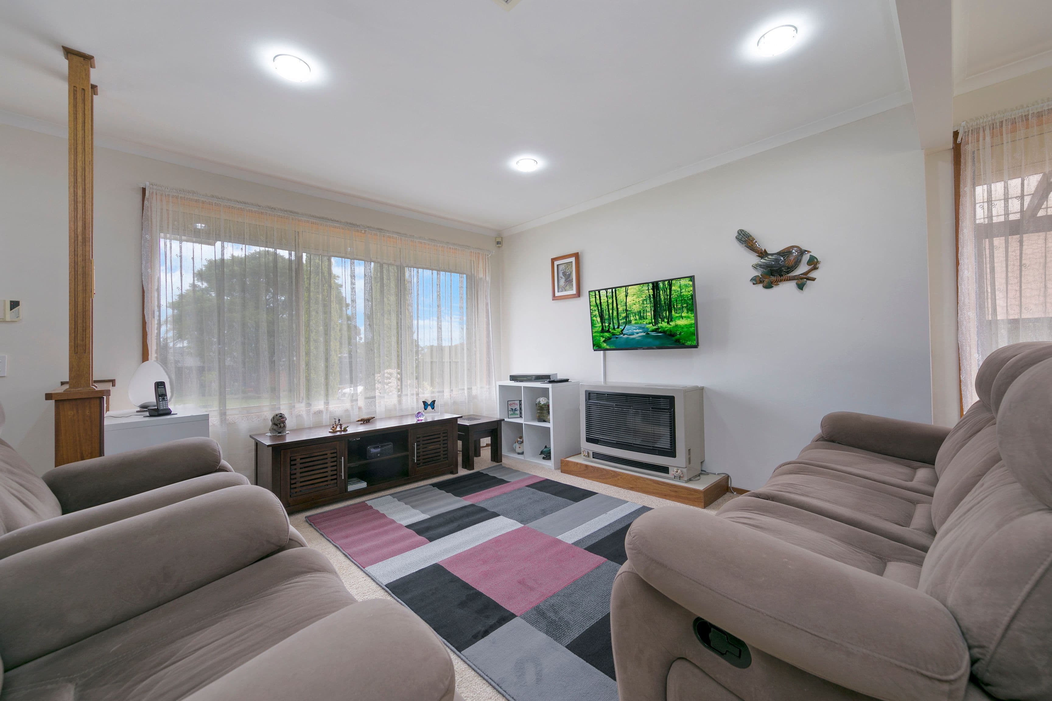 24 Priory Road, Gulfview Heights SA 5096, Gulfview Heights - Thumbnail 3