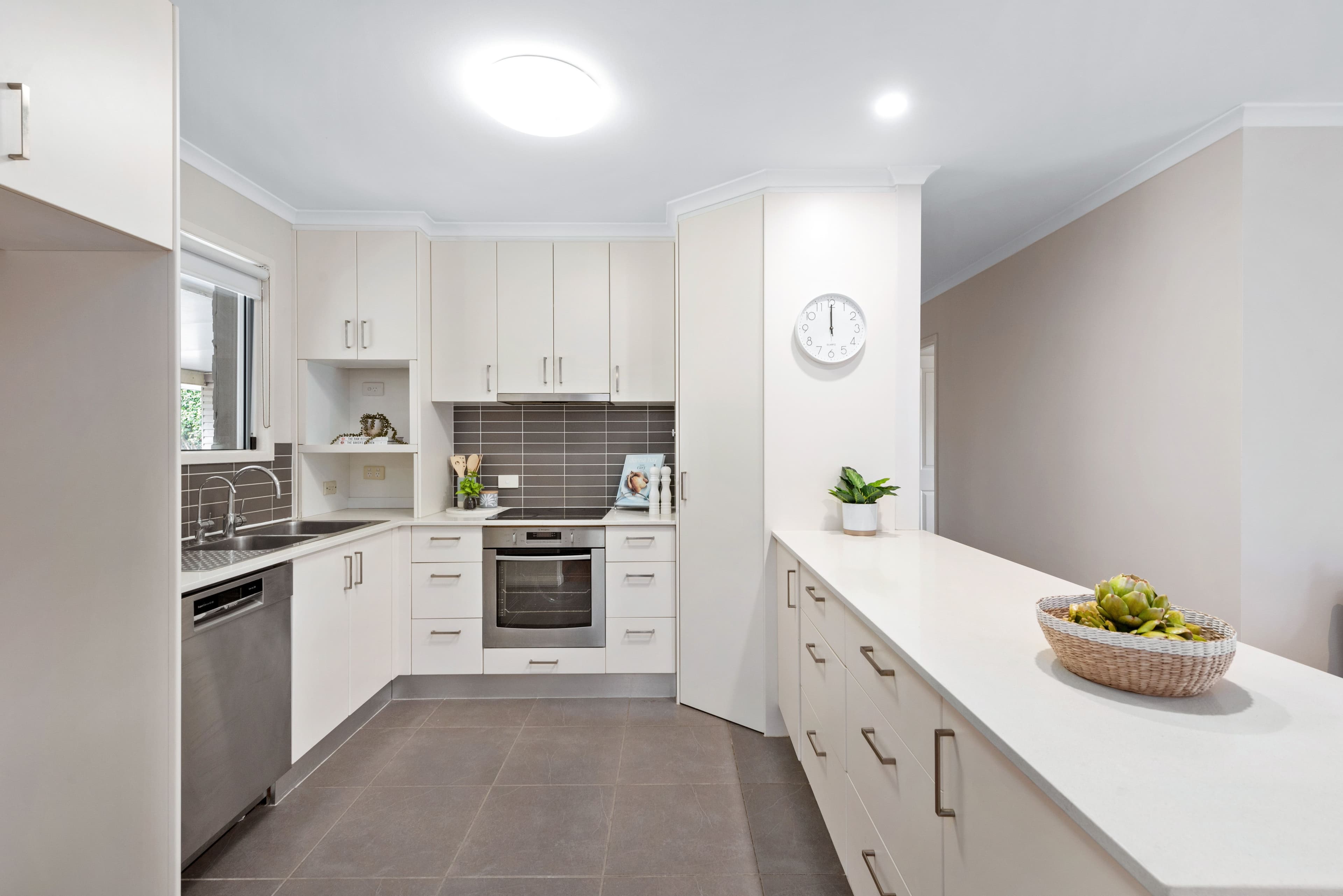 588 Darcy Road, Carina QLD 4152, Carina - Thumbnail 3
